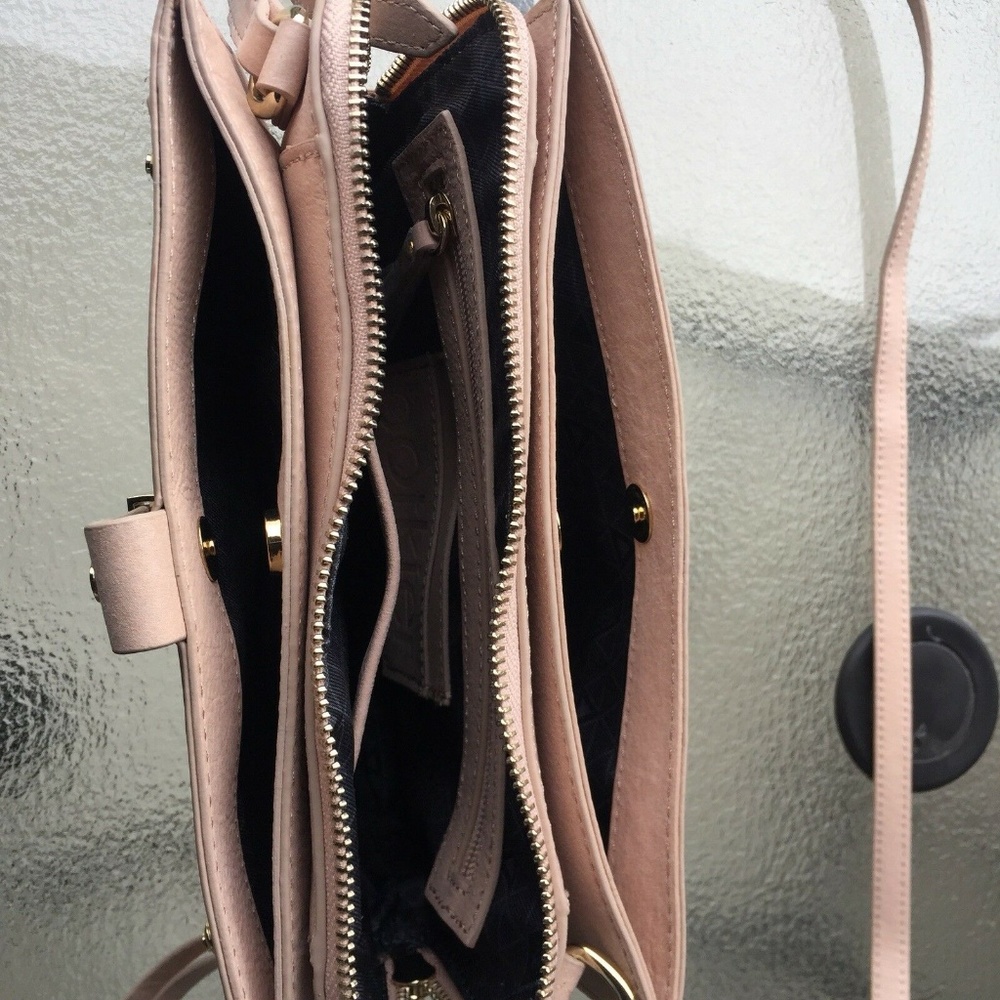 Botkier NY Blush Leather Warren City Crossbody - Picture 8 of 8